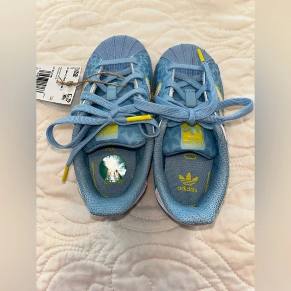 NWT Adidas Kids 2 tone Blue Superstar 1 Sneakers with Yellow Accents - Picture 4 of 8